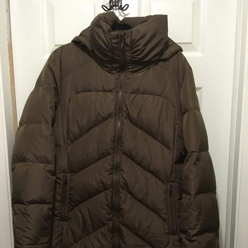 Brown long puffy jacket super warm.